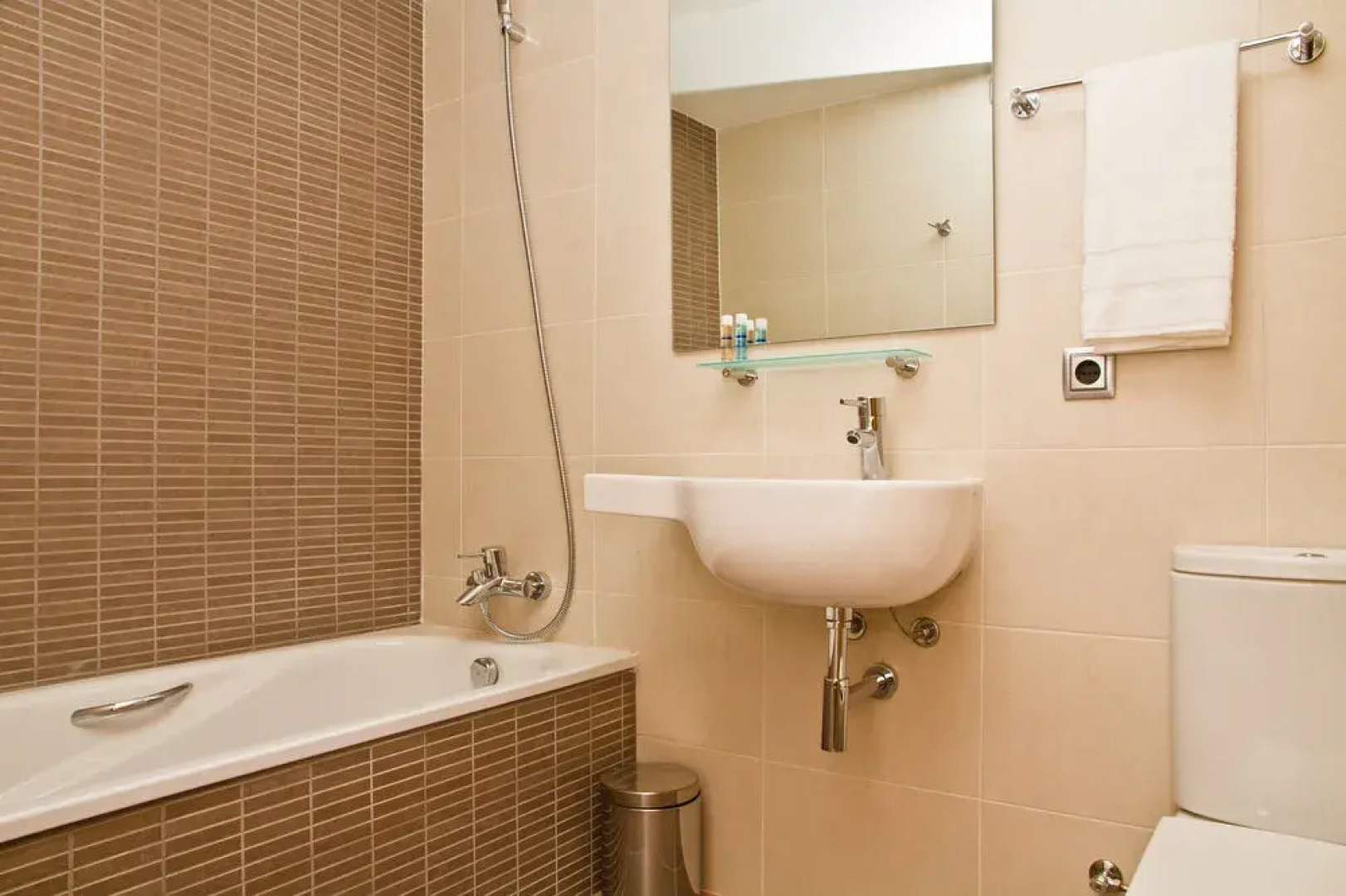 Apartamentos Estartit Costa