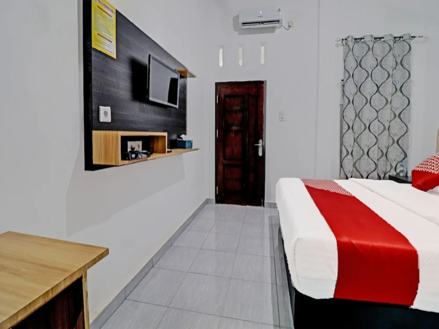 OYO 91203 Naufal Residence Syariah