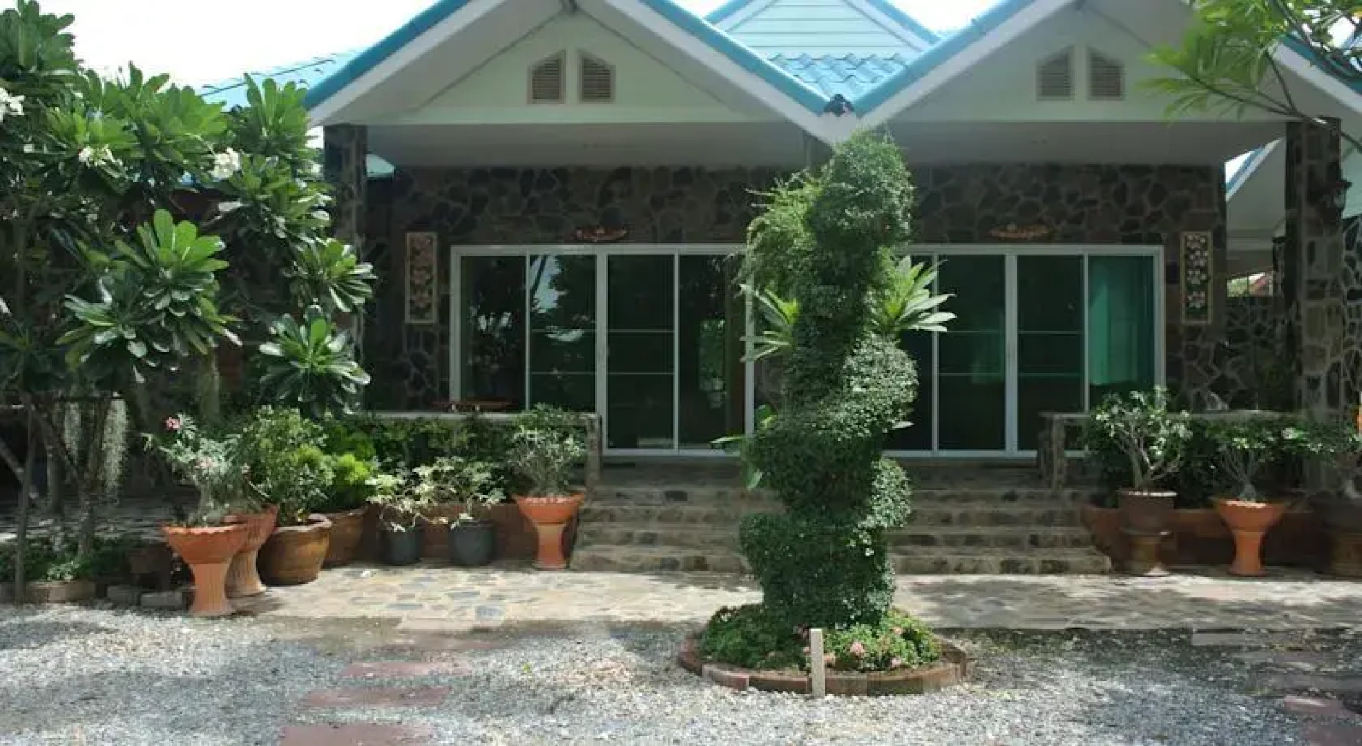 Samchook Resort