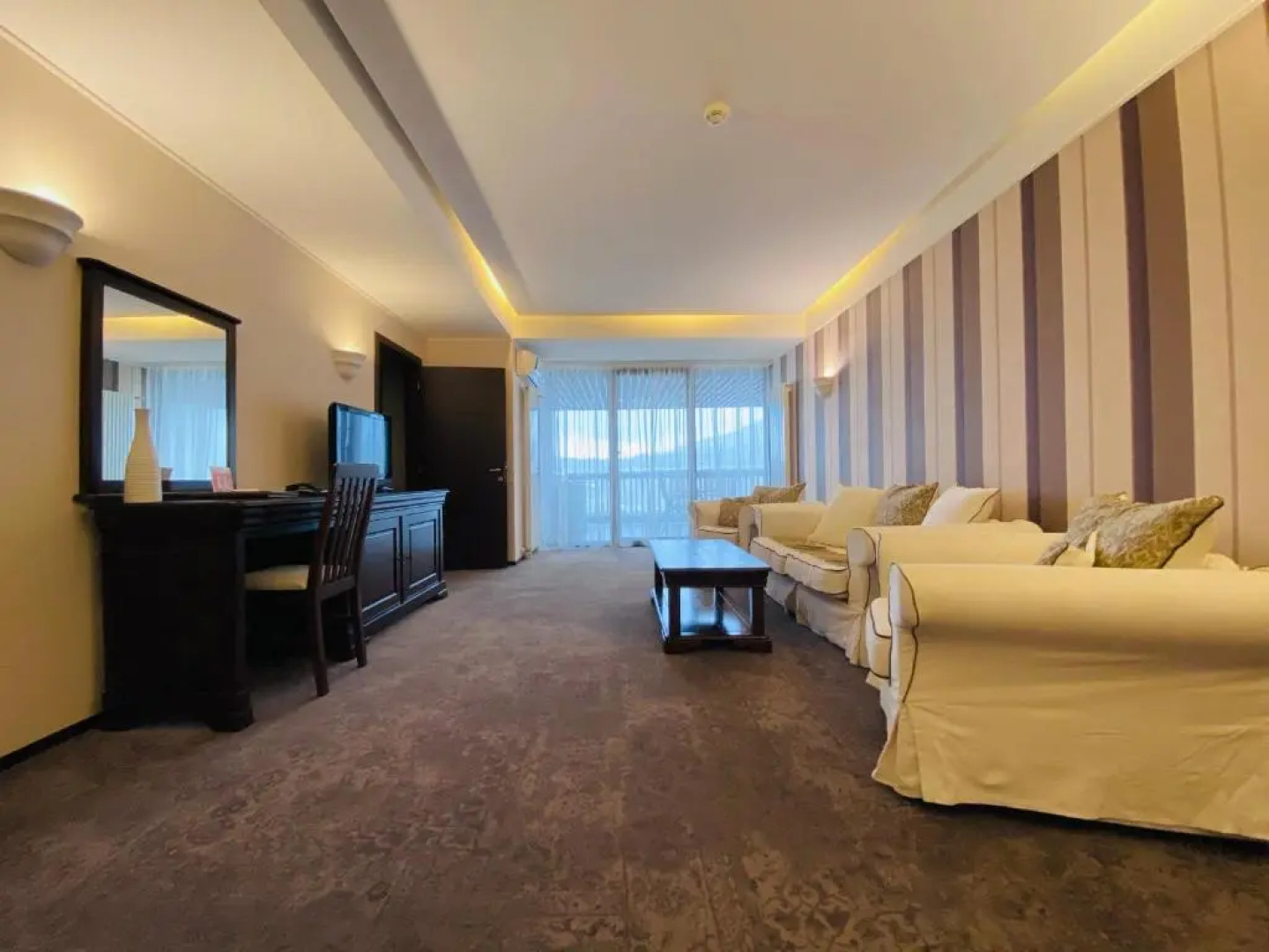 ApartHotel Alpin, etaj 10