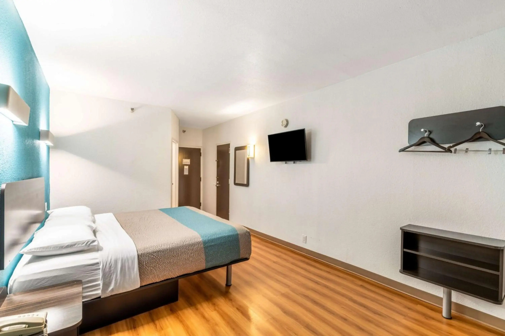 Motel 6 Lewisville, TX - Medical City