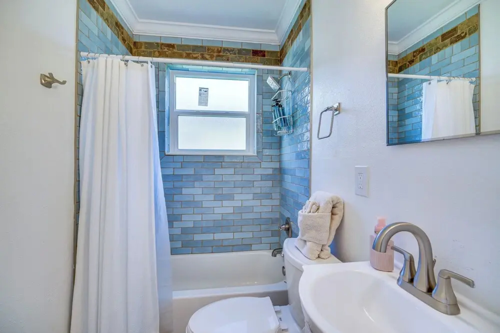 Cozy Melbourne Hideaway Near Beaches, Downtown!