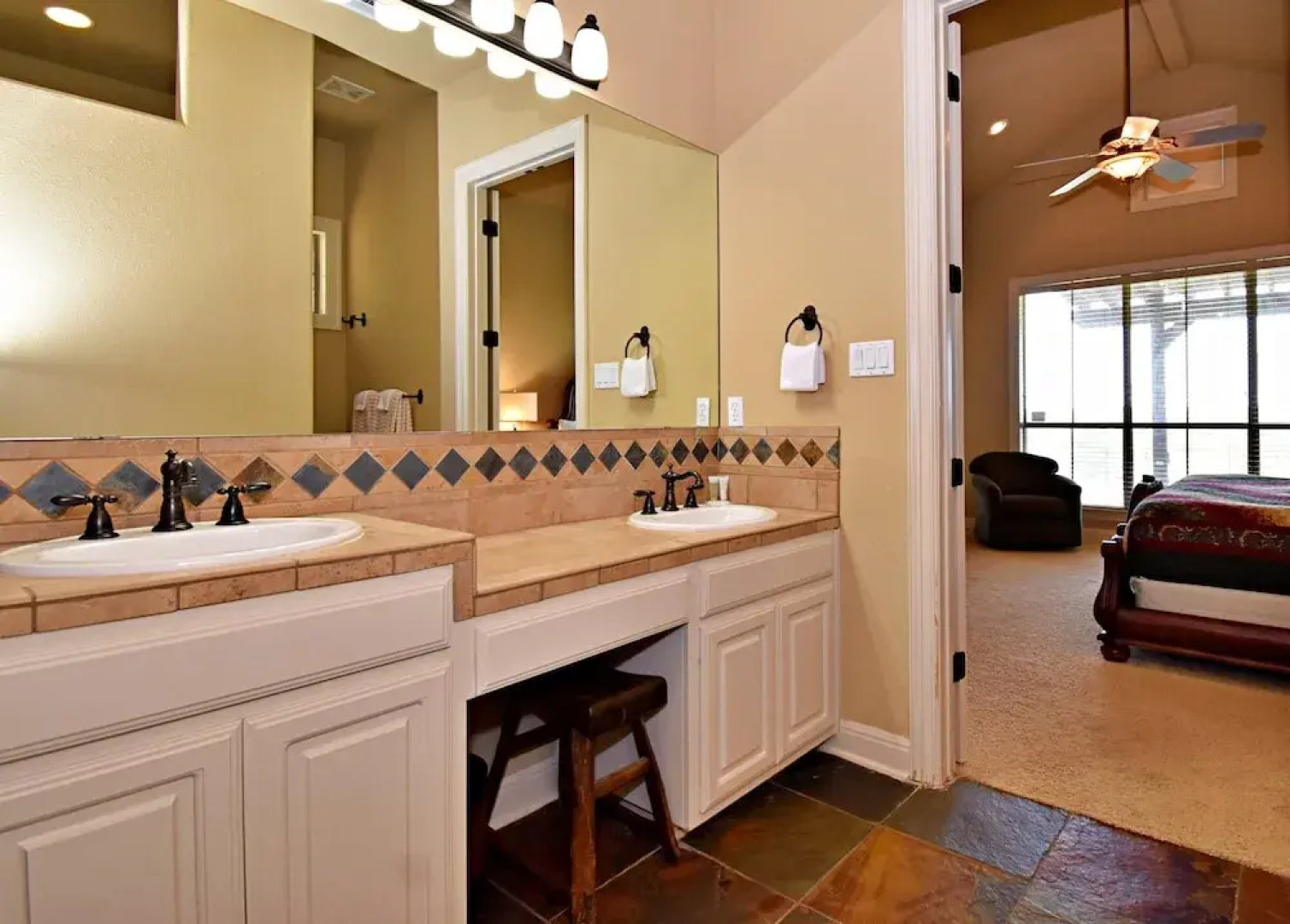 Pet-friendly Oasis in Gated Community!