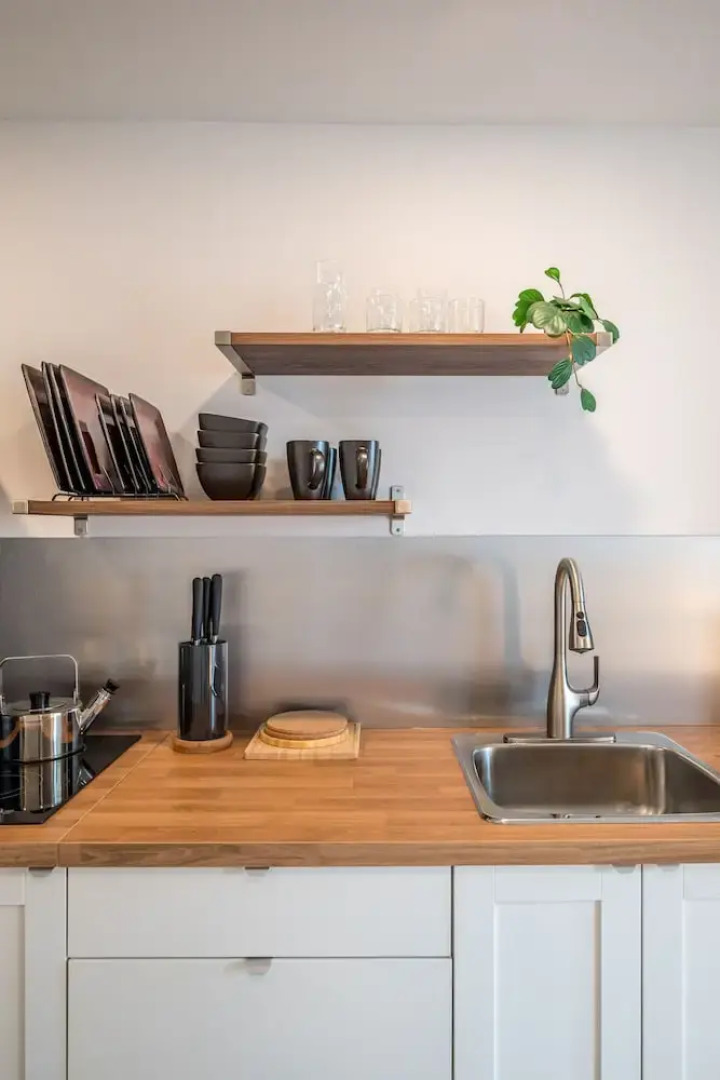 Modern Contemporary 2 Bedroom Suite