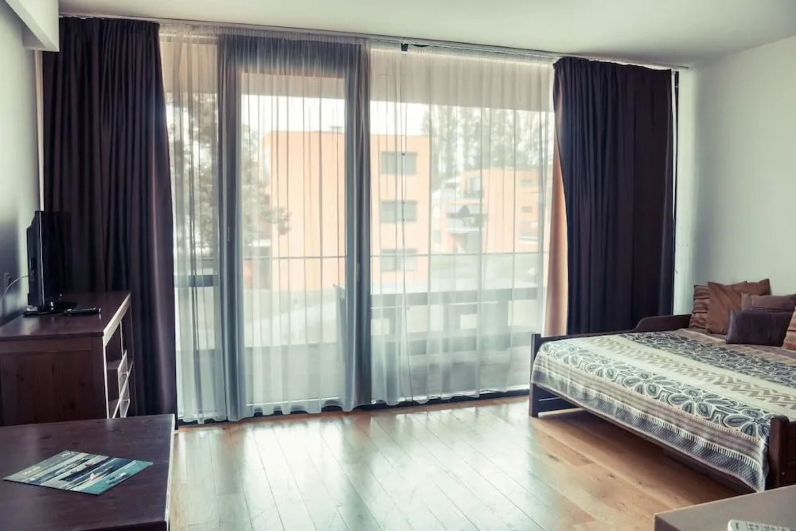 BL YachtClub & Apartments