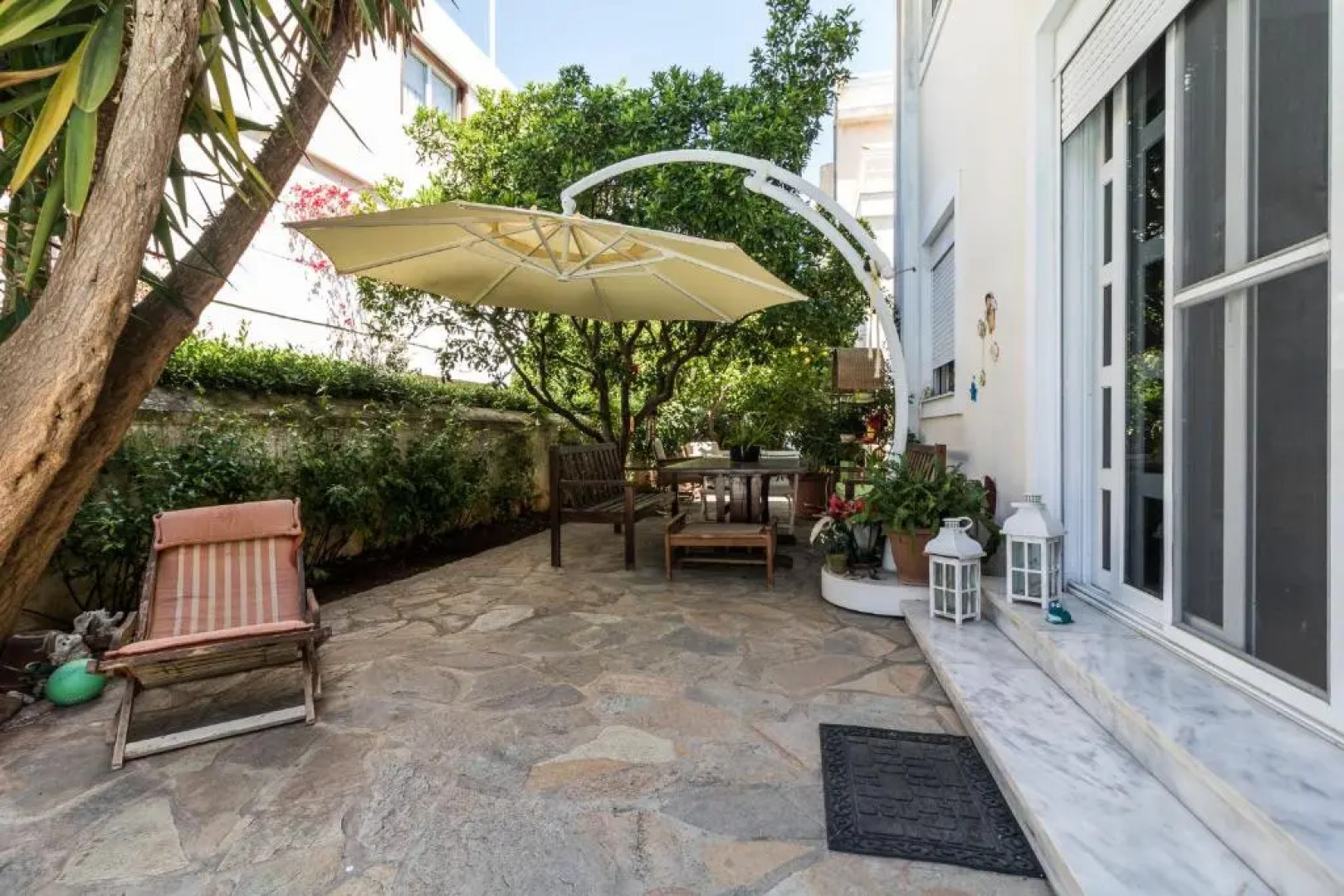 4 bdr Villa with Private Pool in Glyfada
