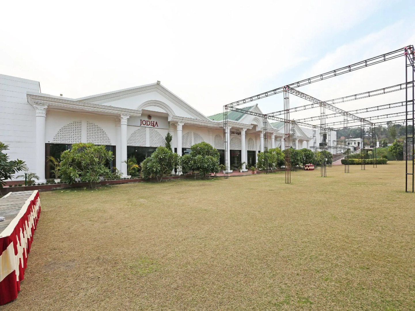 OYO 29173 The Grand, Jammu