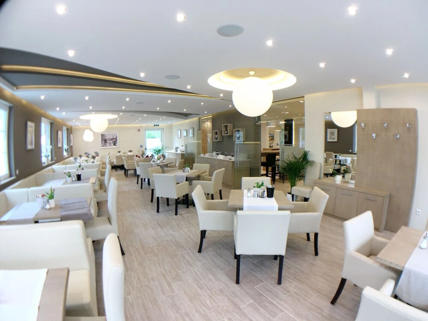 Kristallhotel Fettehenne