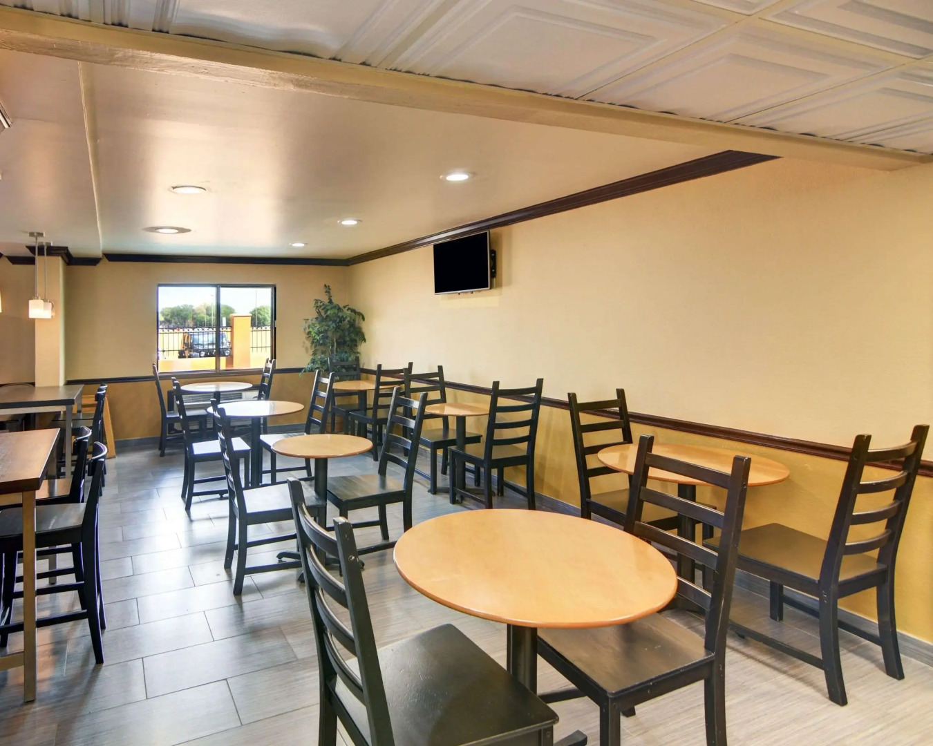 Quality Inn DFW Airport North