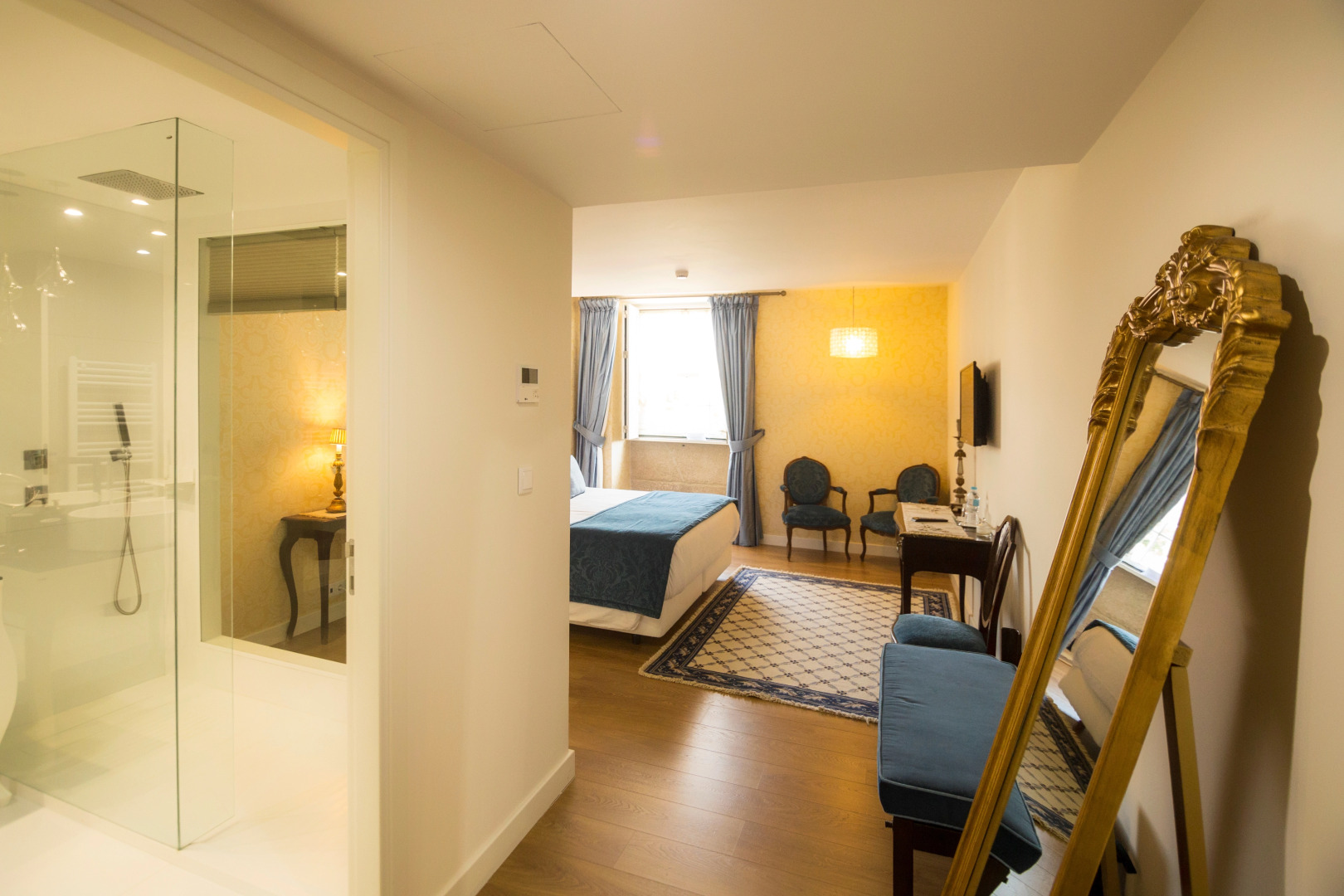 Solar Sampaio E Melo