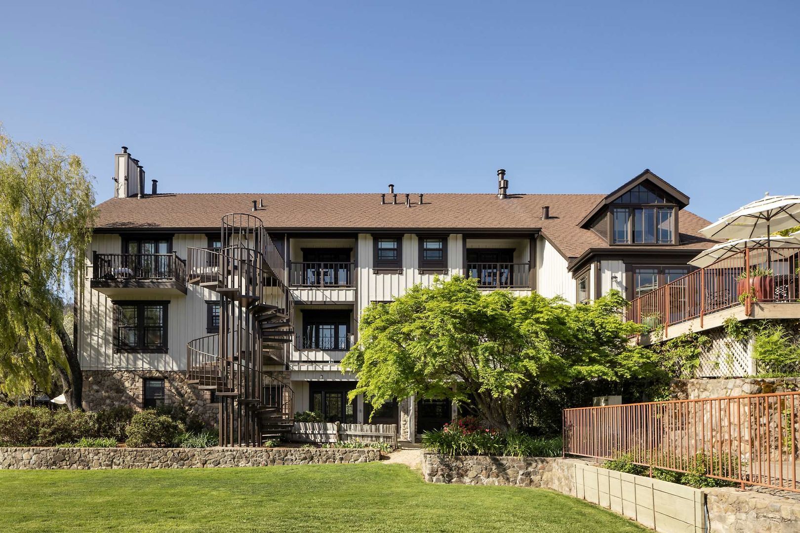 Le Petit Pali St. Helena