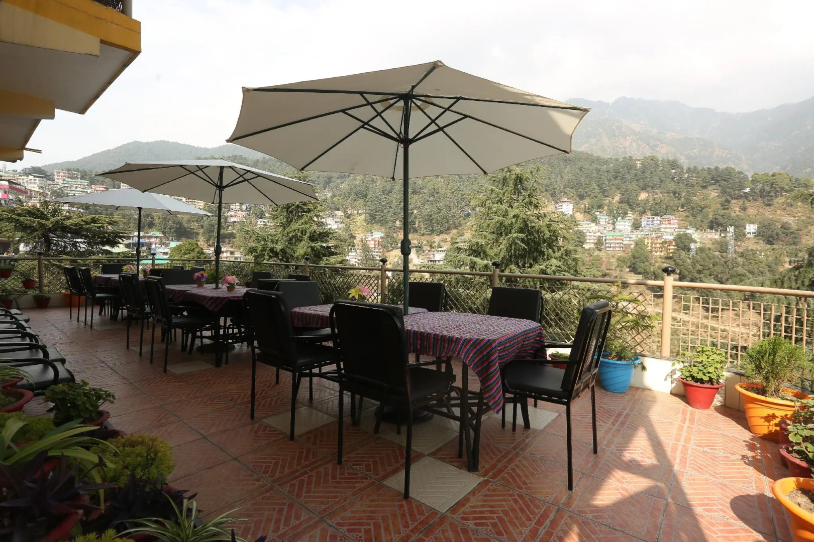 Hotel Moon Walk Residency