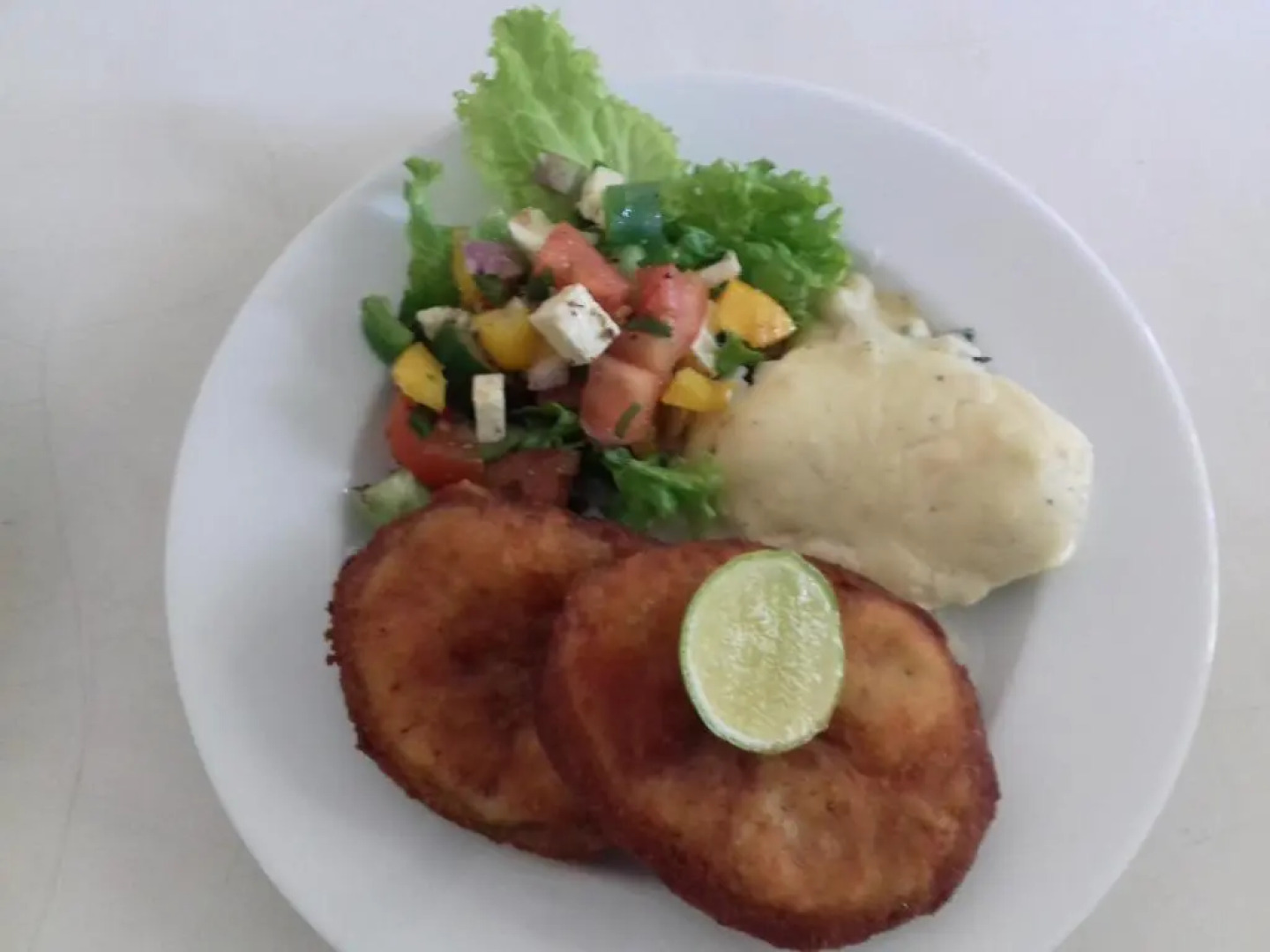 Madampe House by Tree