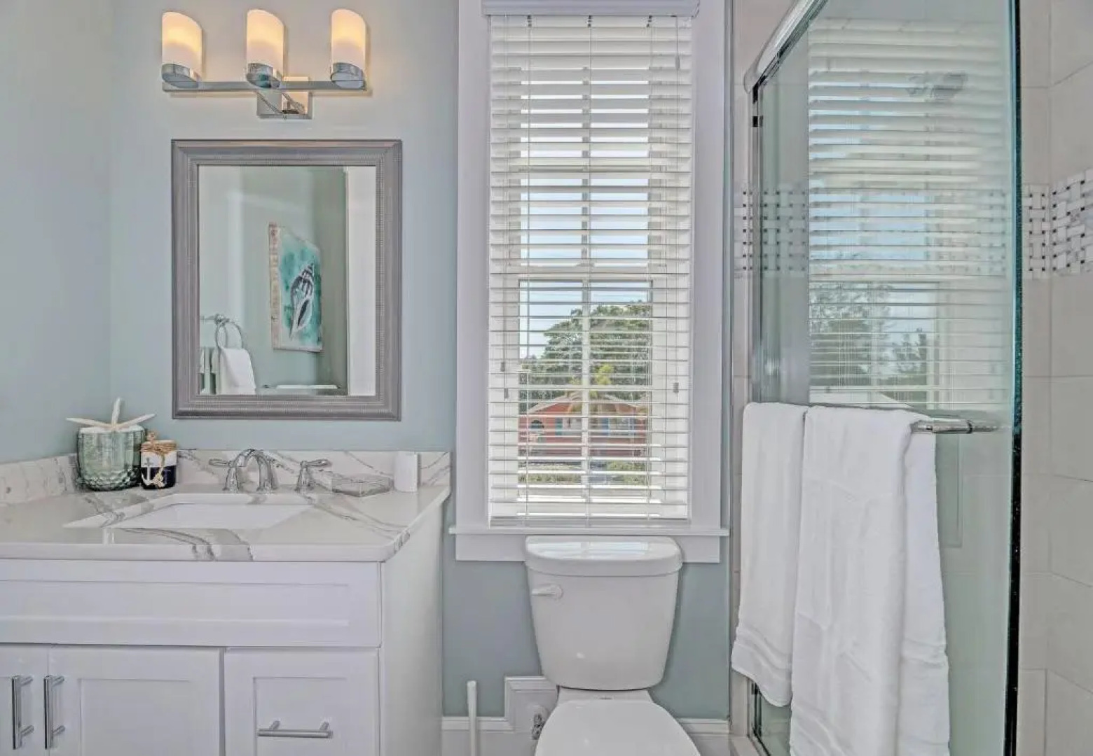 4 bed 4 and a half bath SLEEPS 10 elevator Heated Pool Spa Free WiFi boat dock