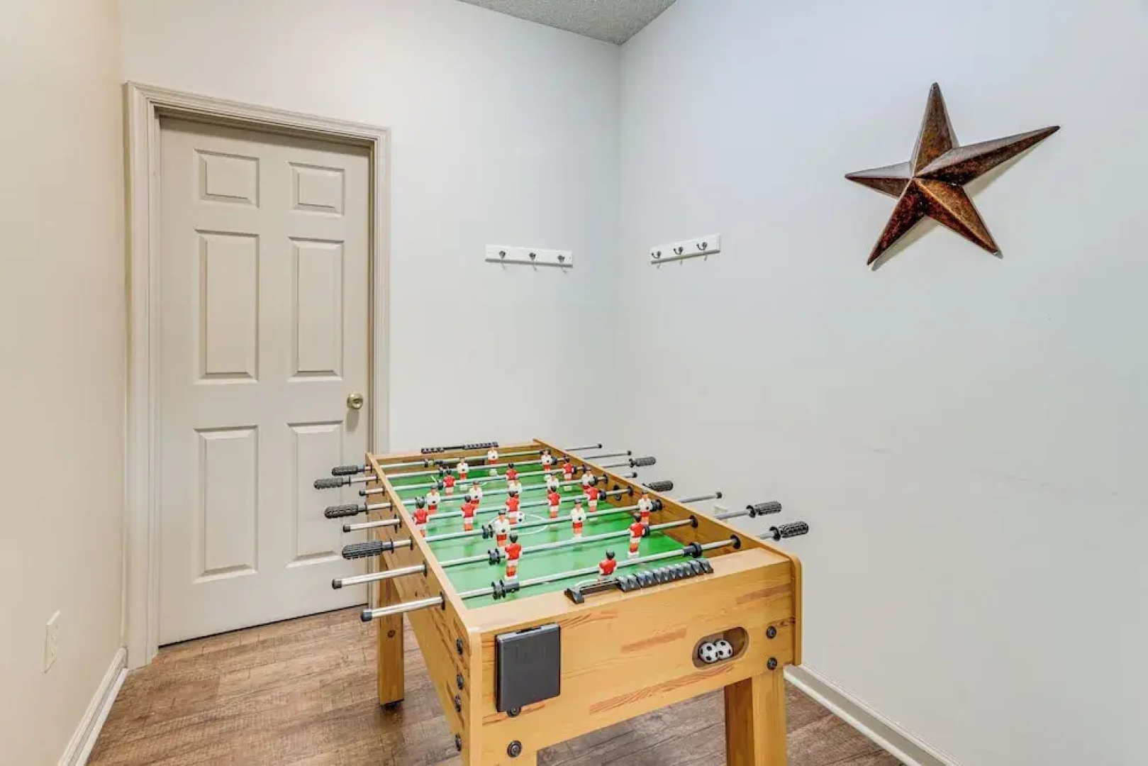 Spacious Massanutten Home w/ Hot Tub & Sauna!