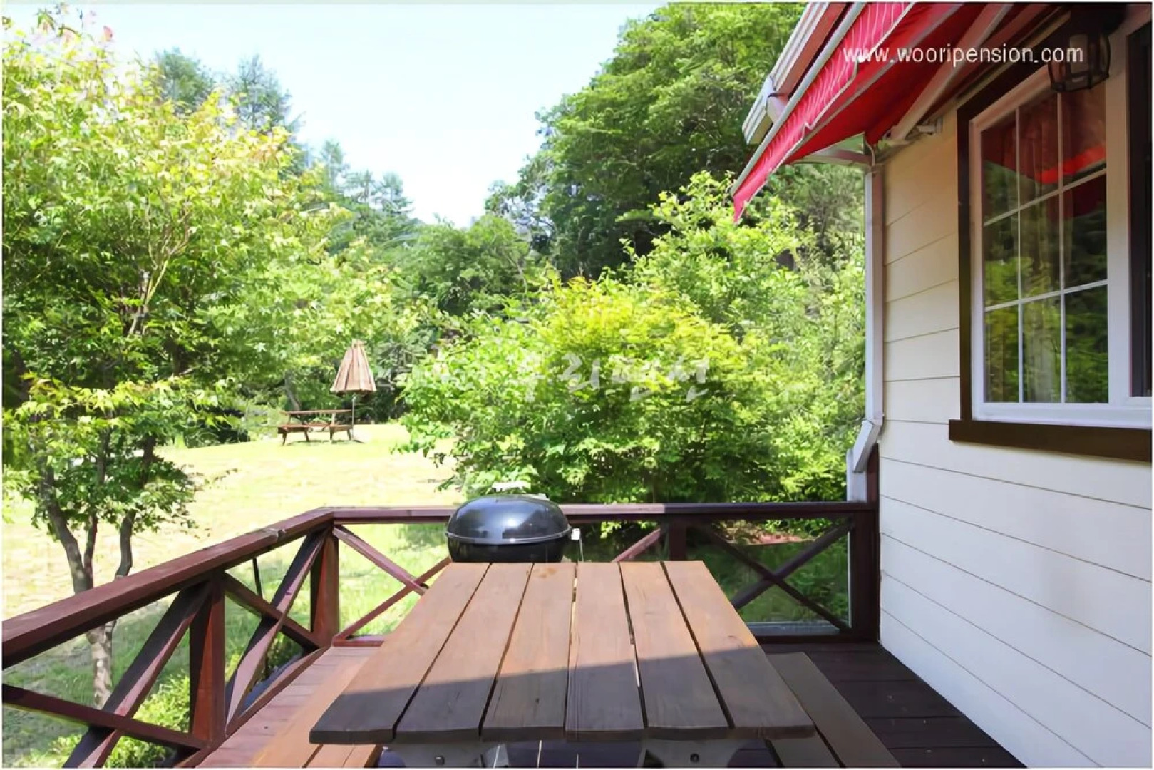 Yangpyeong Over the Mountain Pension