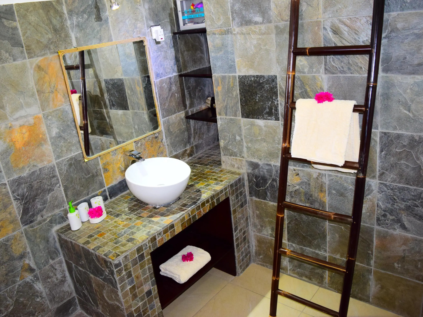 Mountain View Apartments