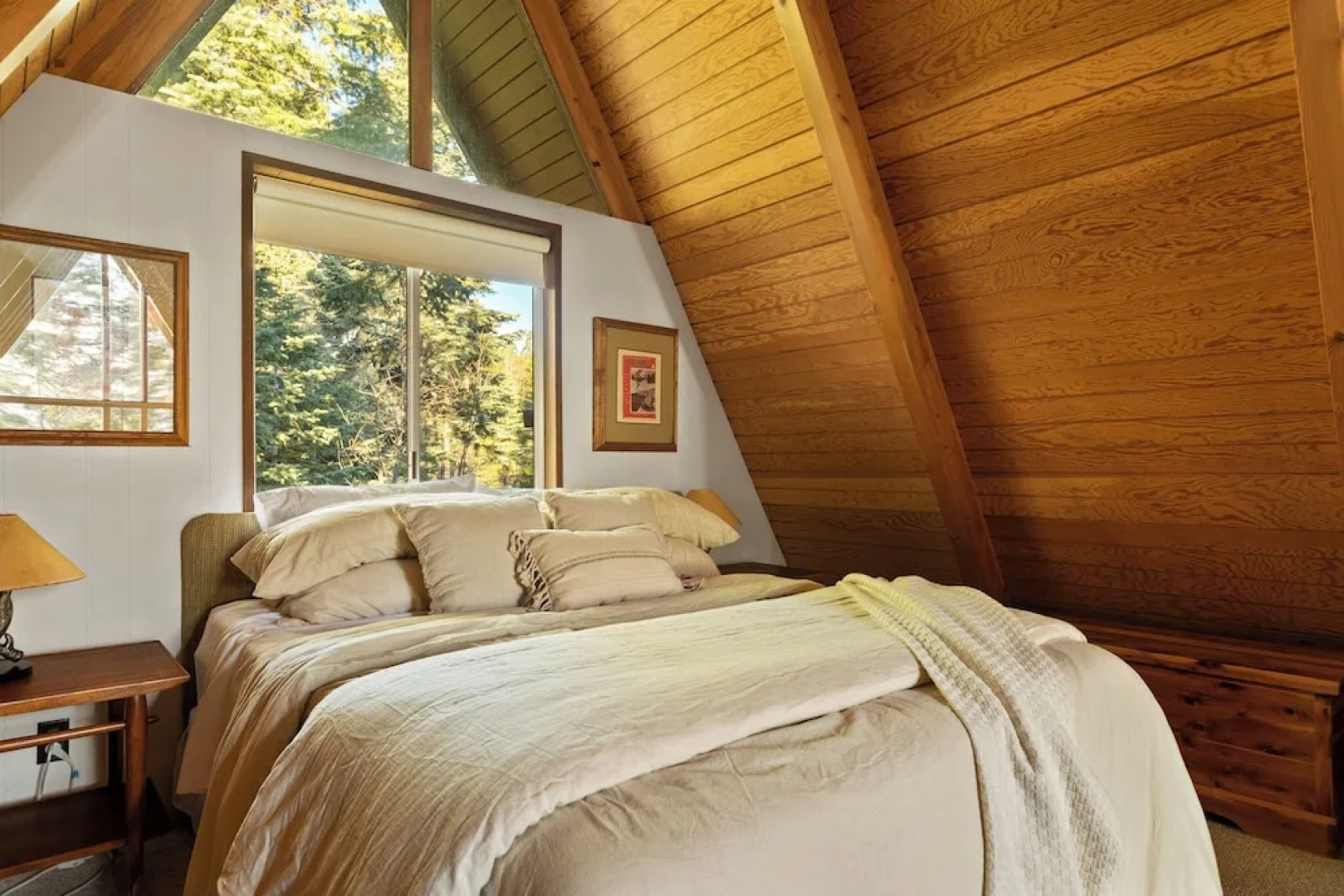 The Tranquil Pines A-frame Cabin Spectacular Views!