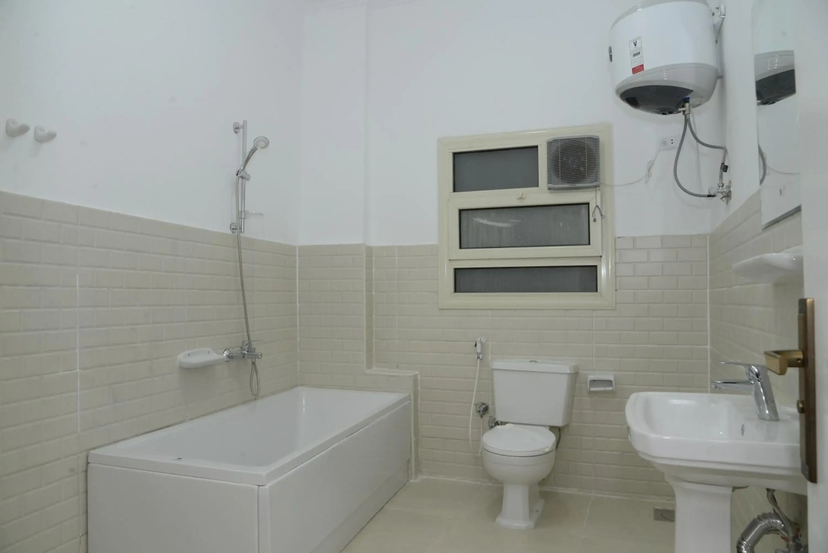 Отель Lotus Hotel