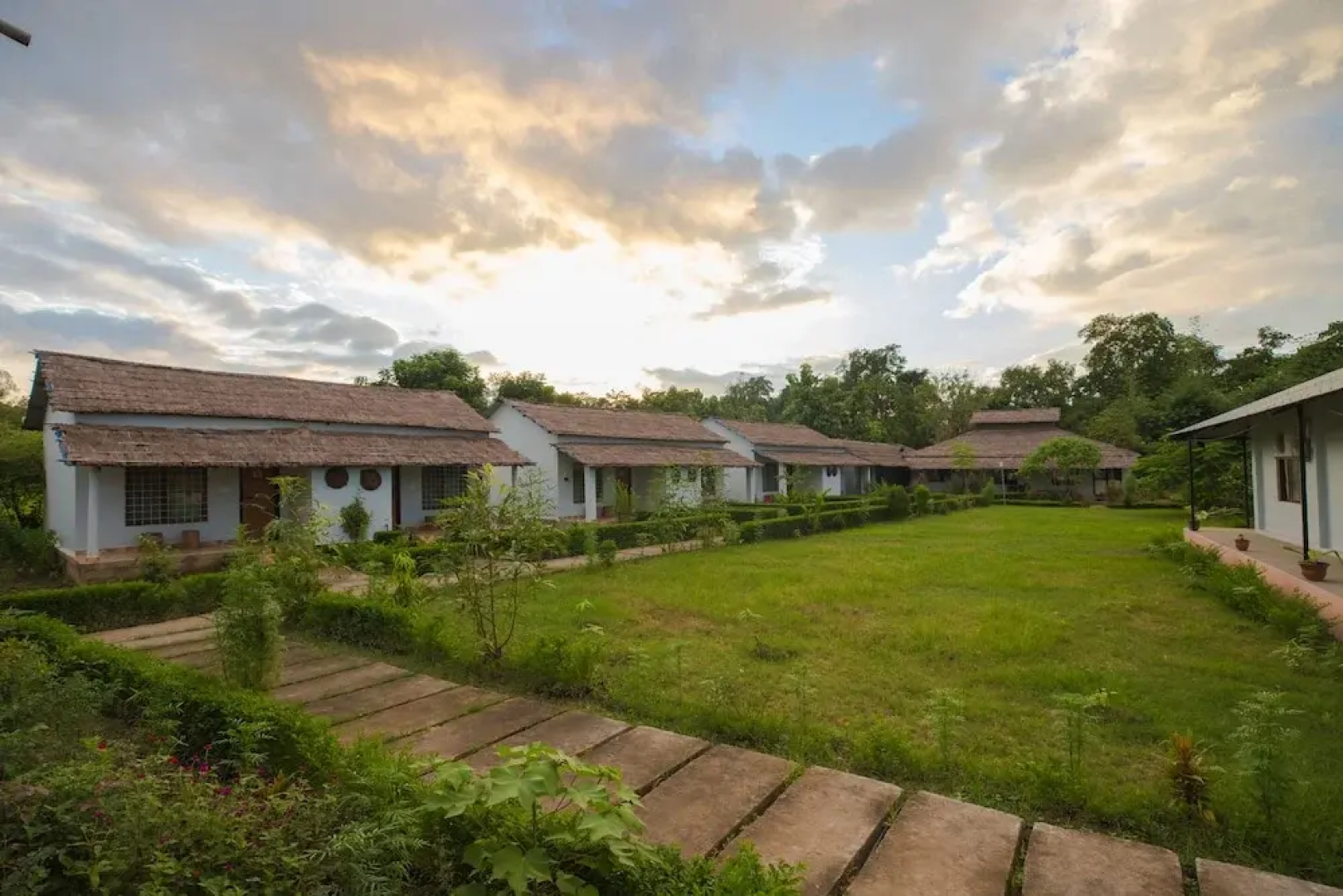 SPOT ON 638 Bardiya Gaida Camp