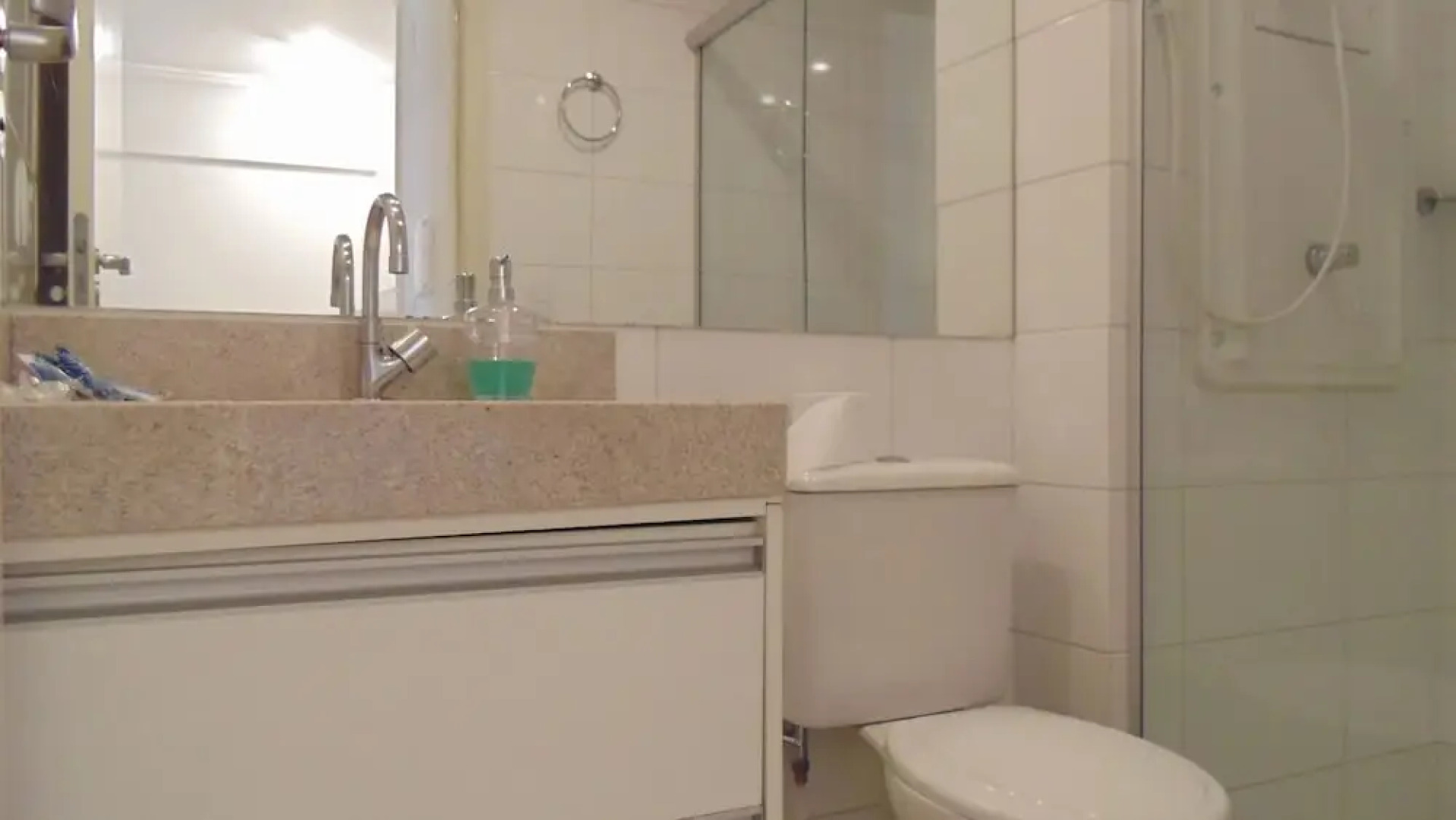 RC2305A Metro conforto e qualidade