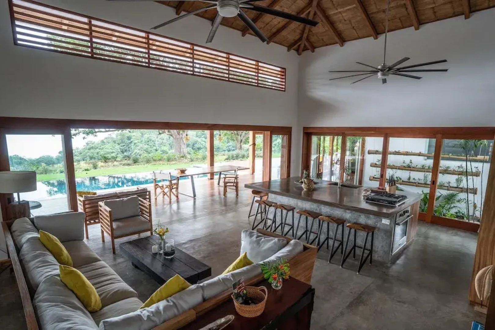 Hermosa-Hills Luxury Villas