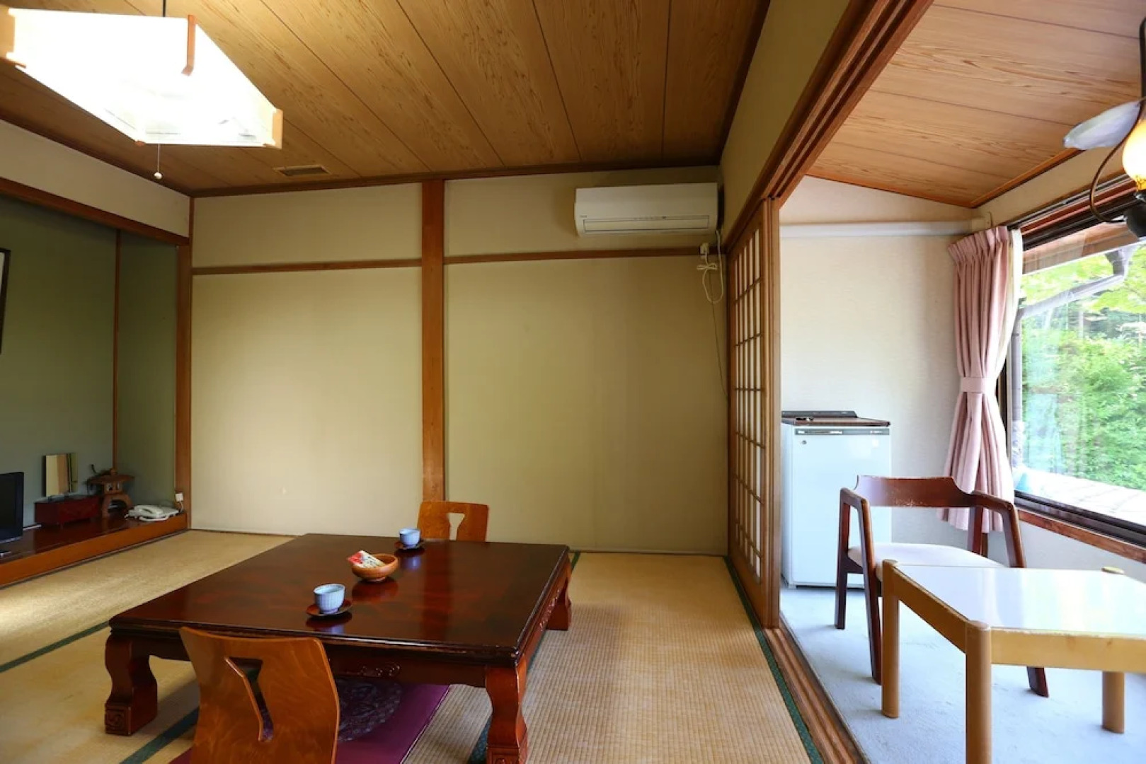 Nukumorino-yado Komanoyu