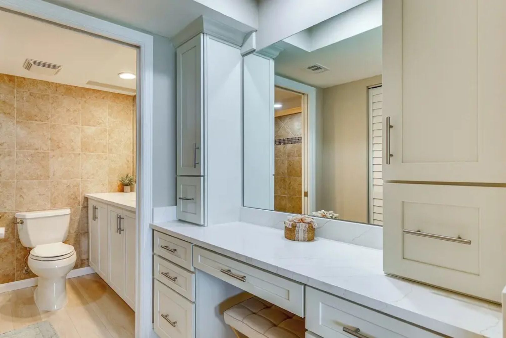 Panoramic Gulf Views: Renovated Fort Myers Condo!