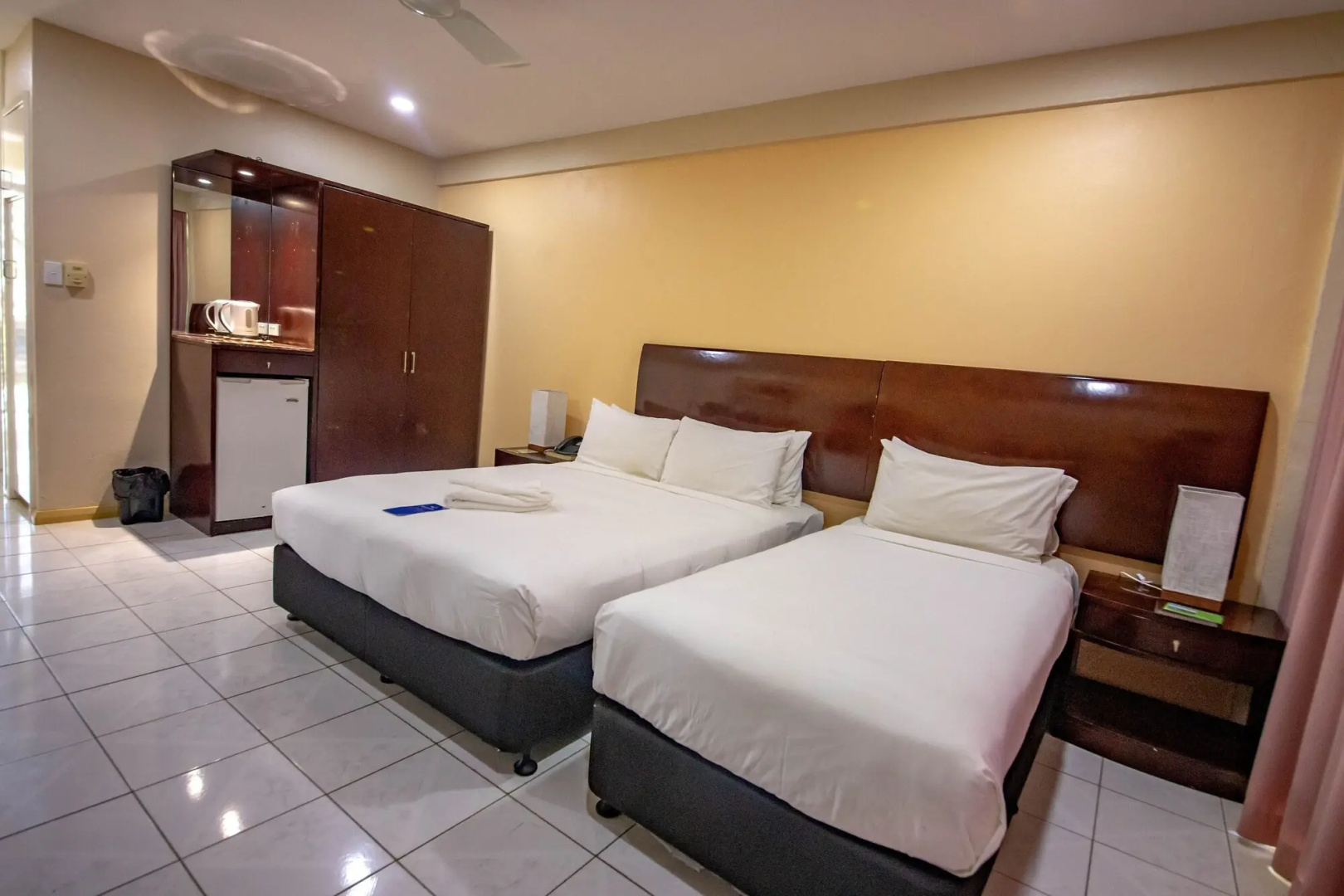 Bird of Paradise Hotel & Apartments