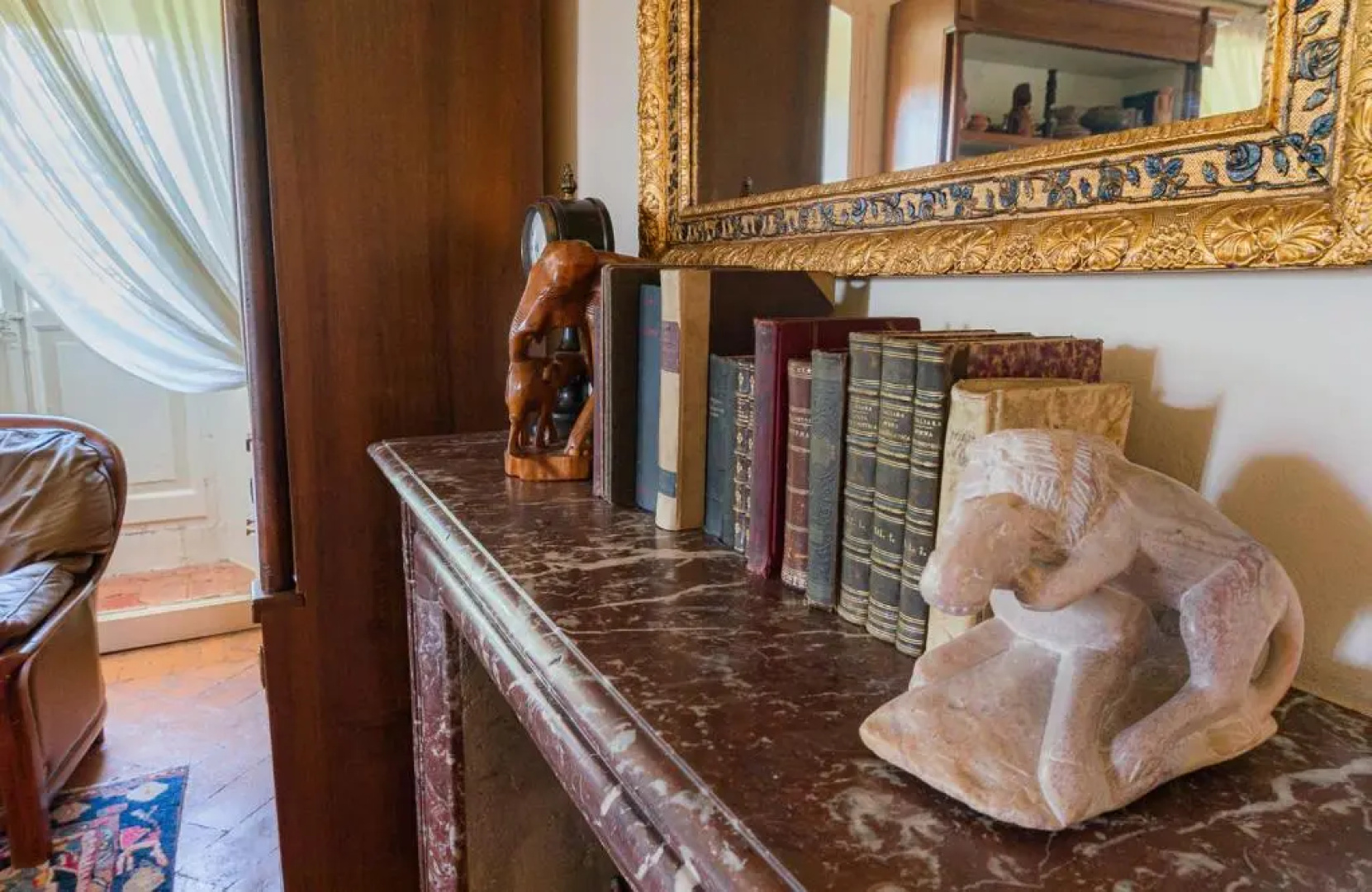 Suite Apartments in Villa del 1700