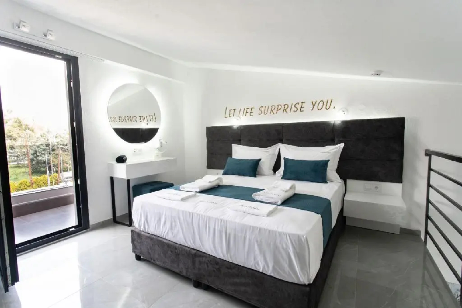 Aeonian Luxury Suites Asprovalta, Adults Only & Kids 14 Plus