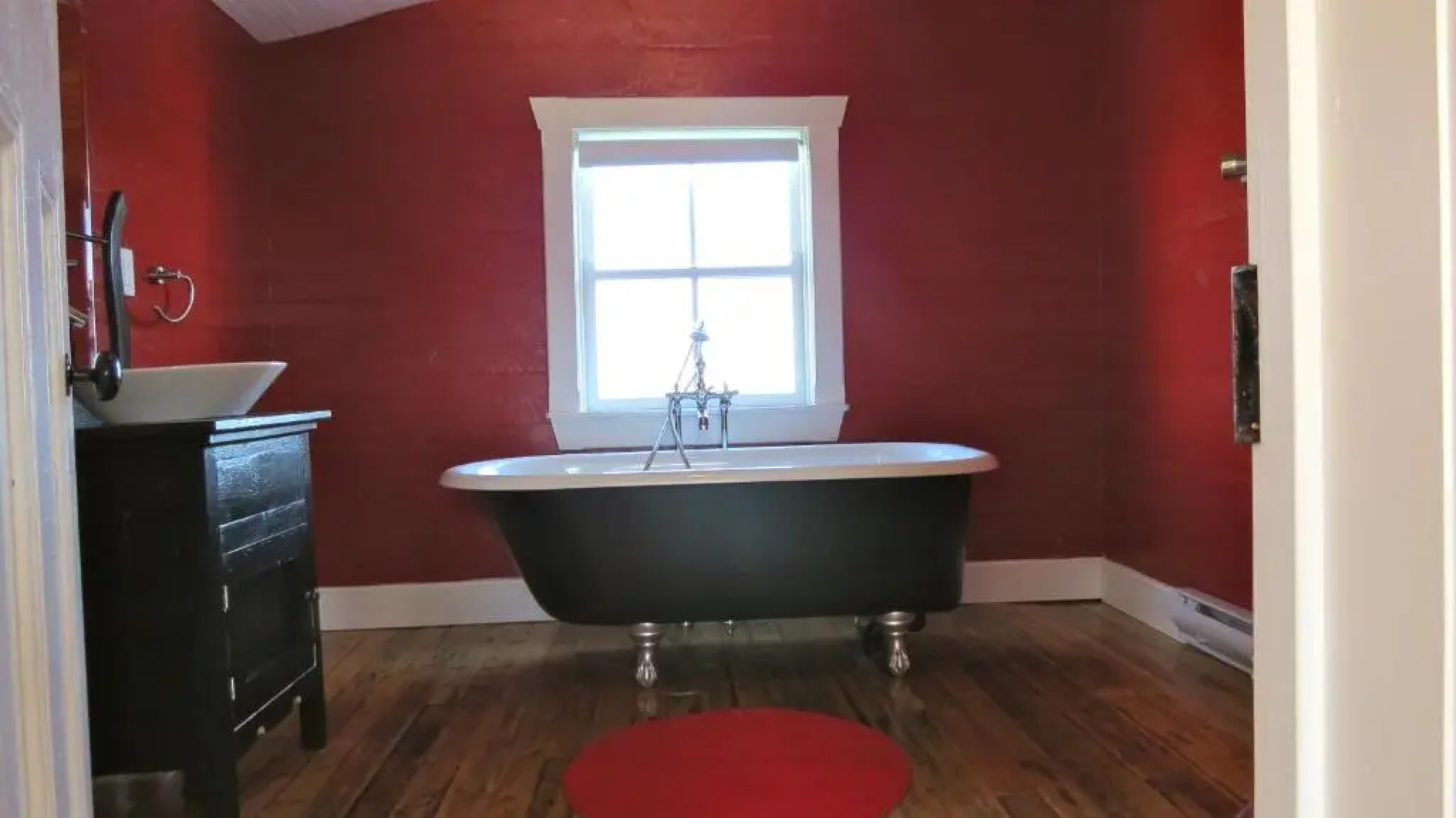 The Old Salt Box Co. - Mary's Place