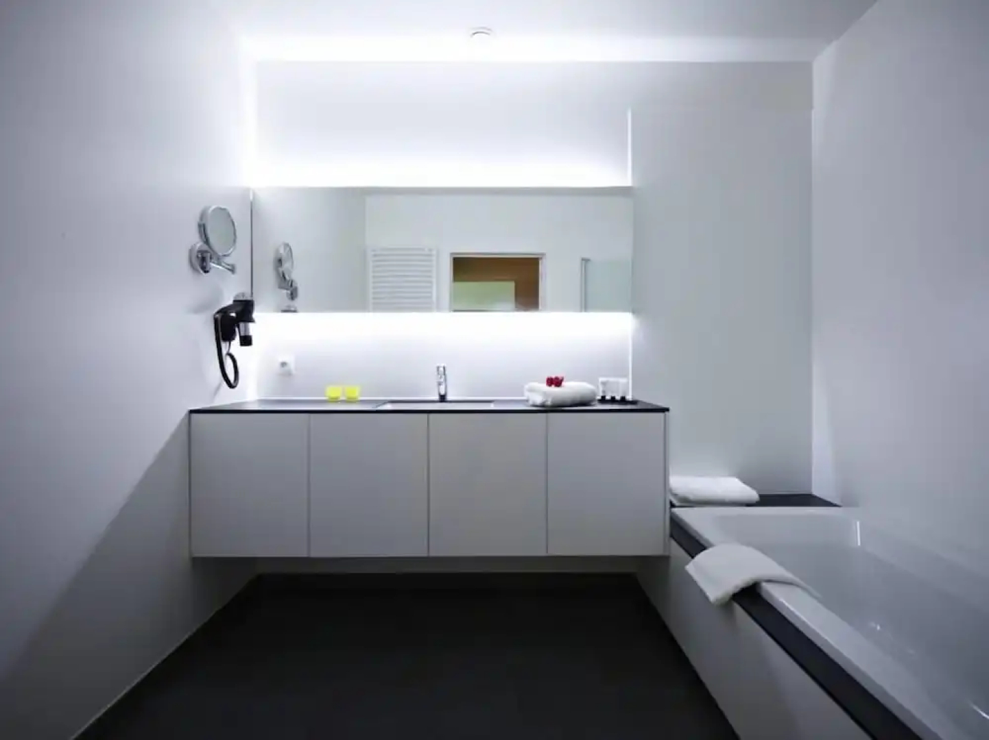 B&B Aquabello