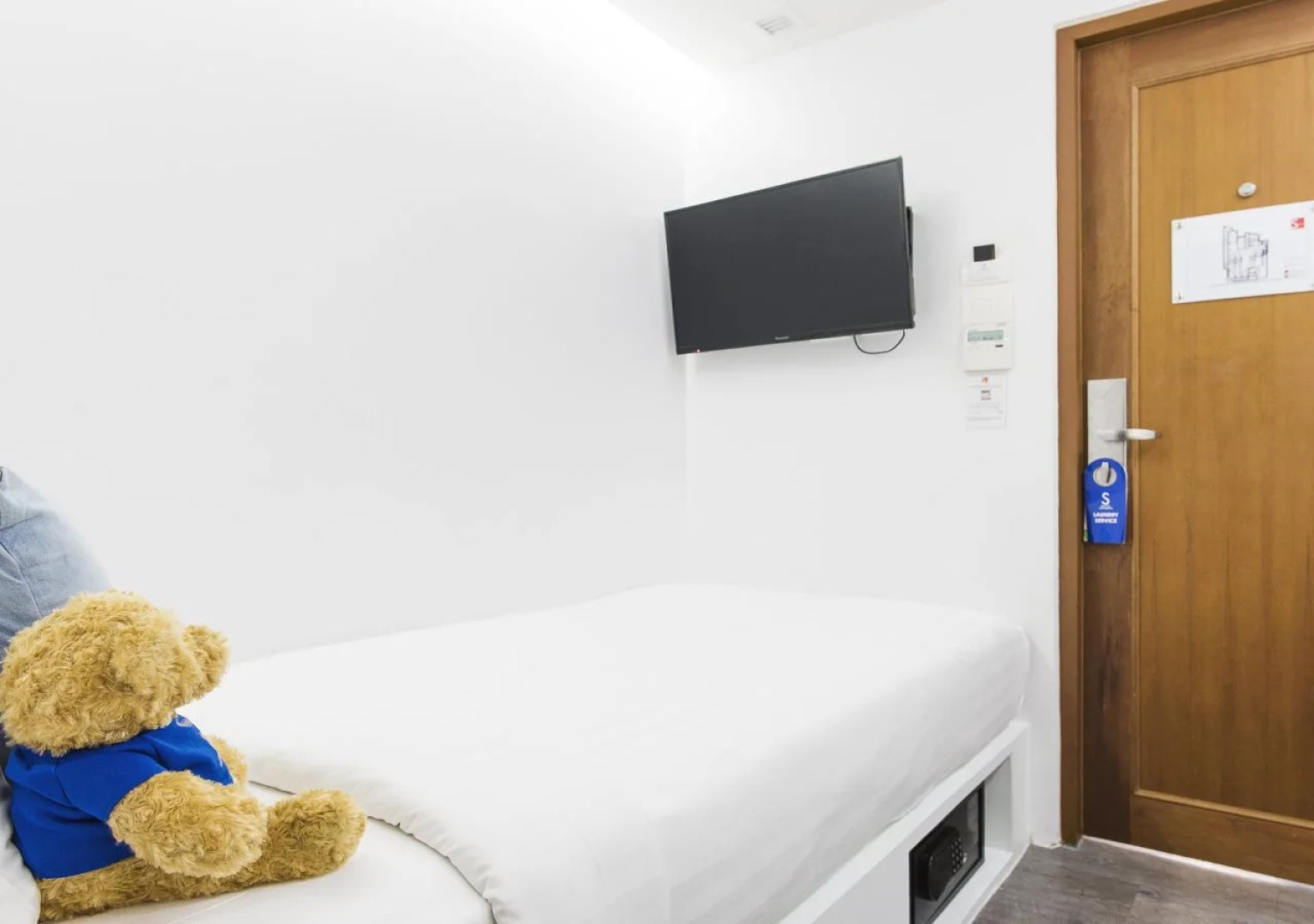 S Box Sukhumvit Hotel