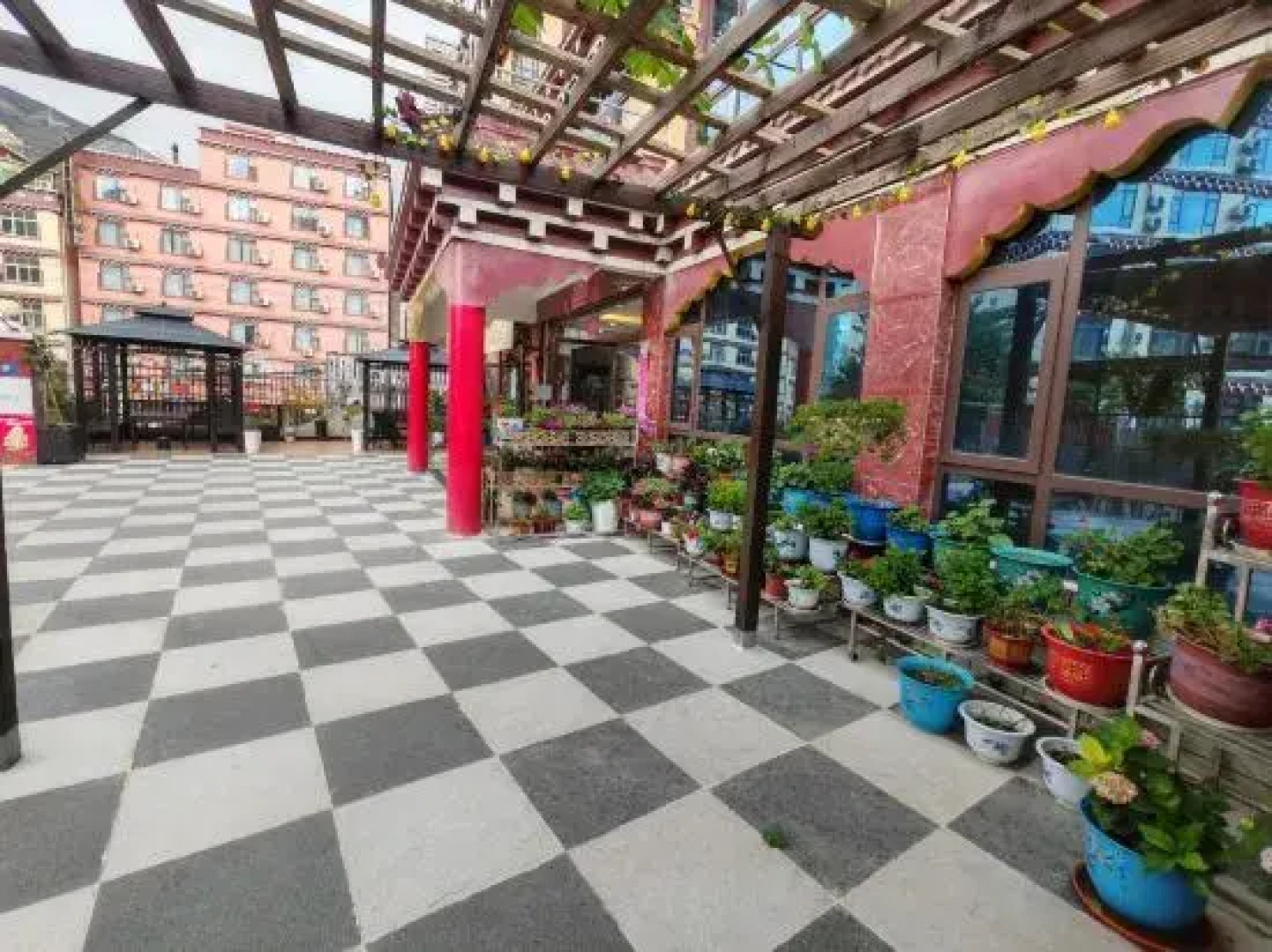 Batang Changduiping Hotel