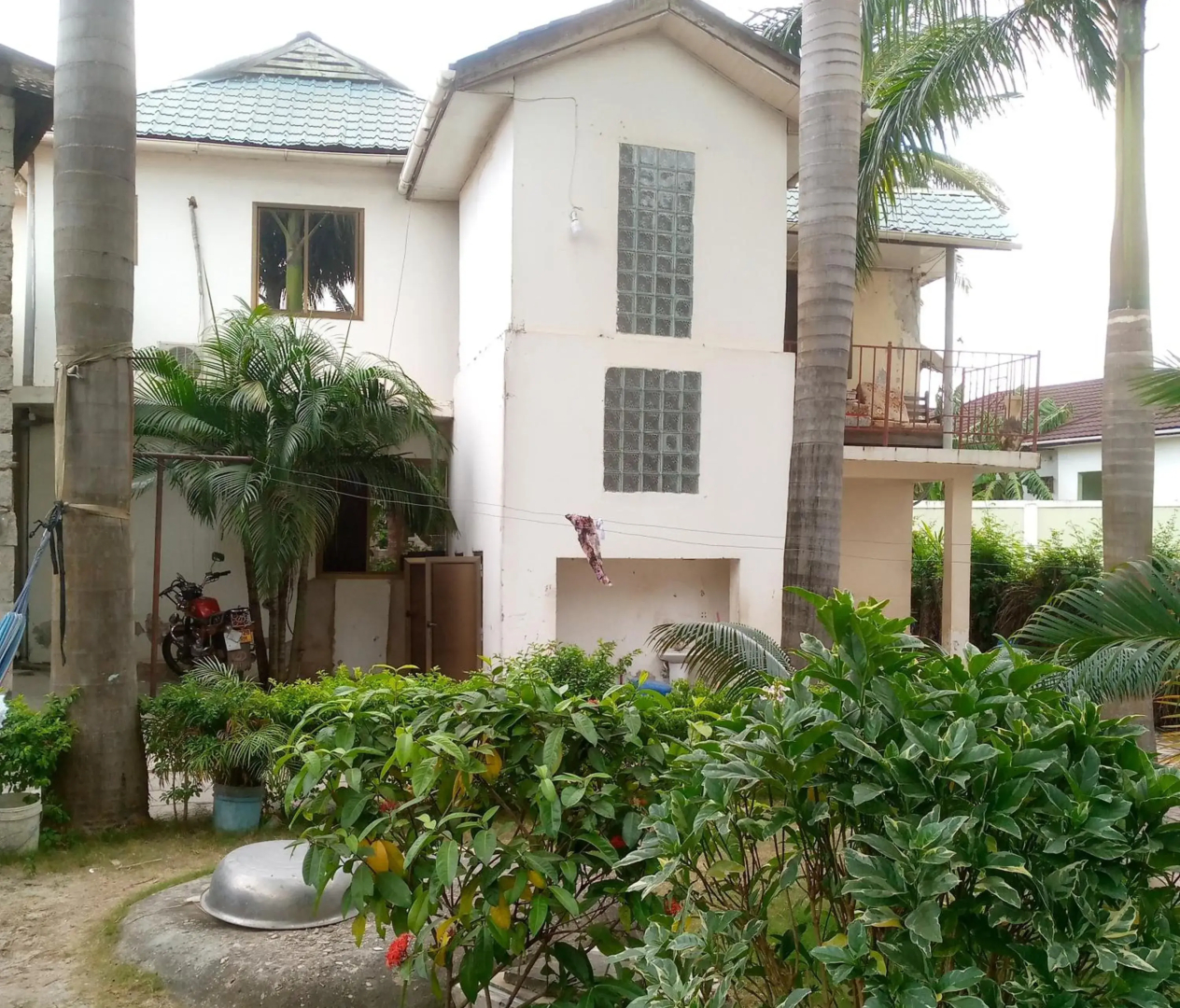 JJ&JE Family House - Hostel