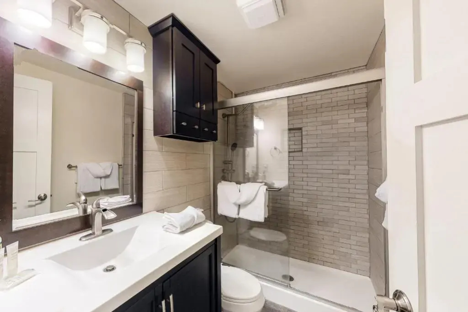 Hotel Style Room In The Timber Creek Lodge 1 Bedroom Condo by Redawning