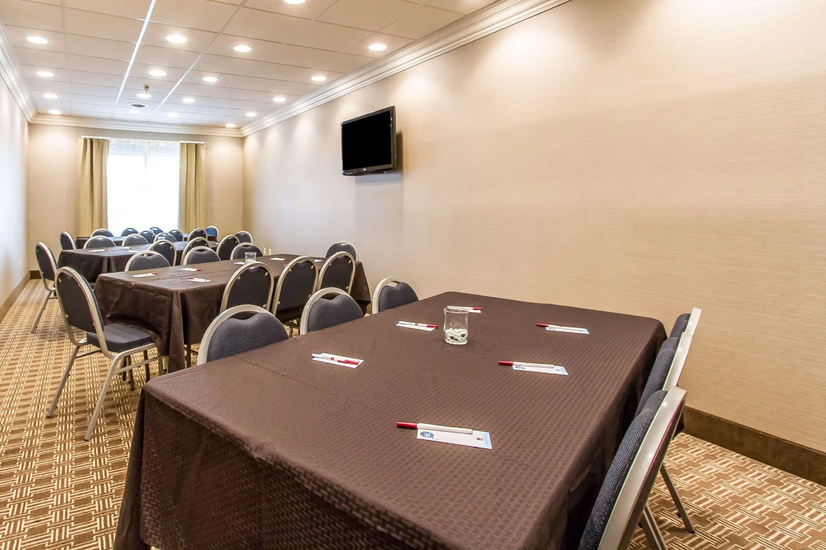 Comfort Suites Mattoon East