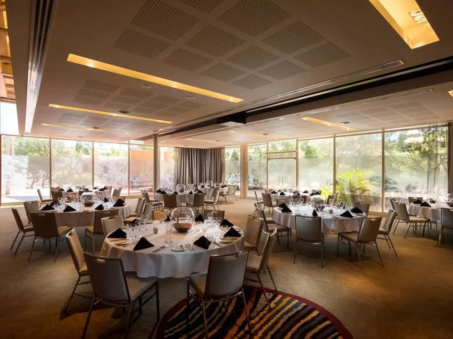 Outback Pioneer Hotel