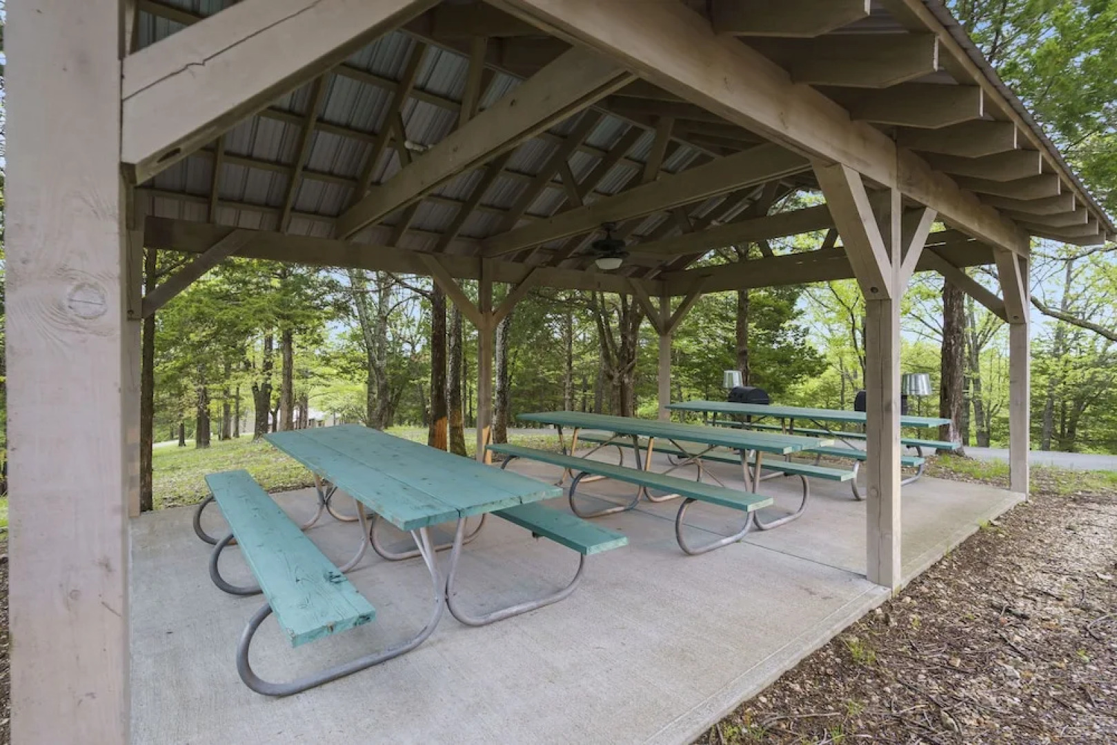 Serene Escape at Table Rock Lake