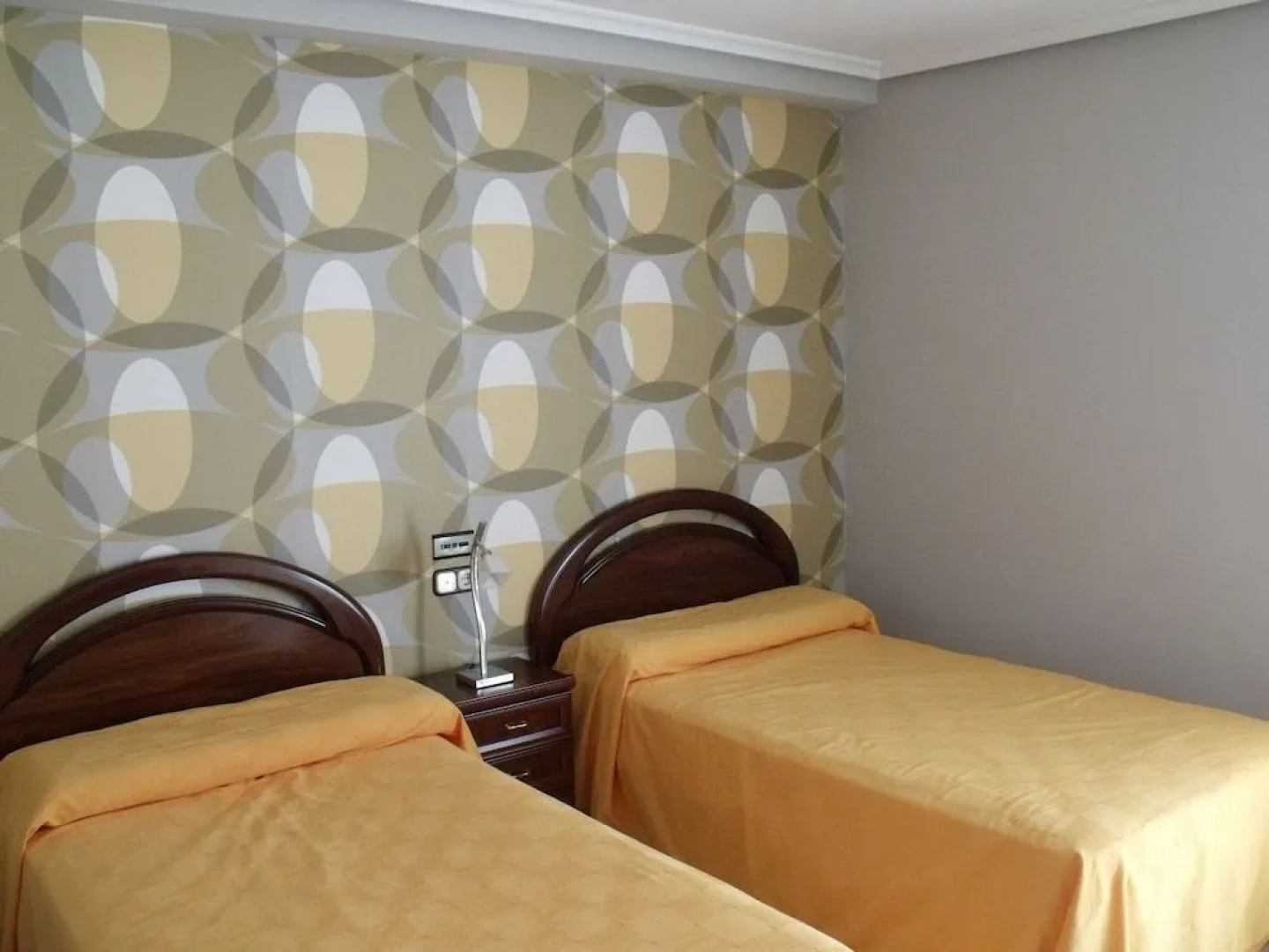 Hostal Salones Victoria