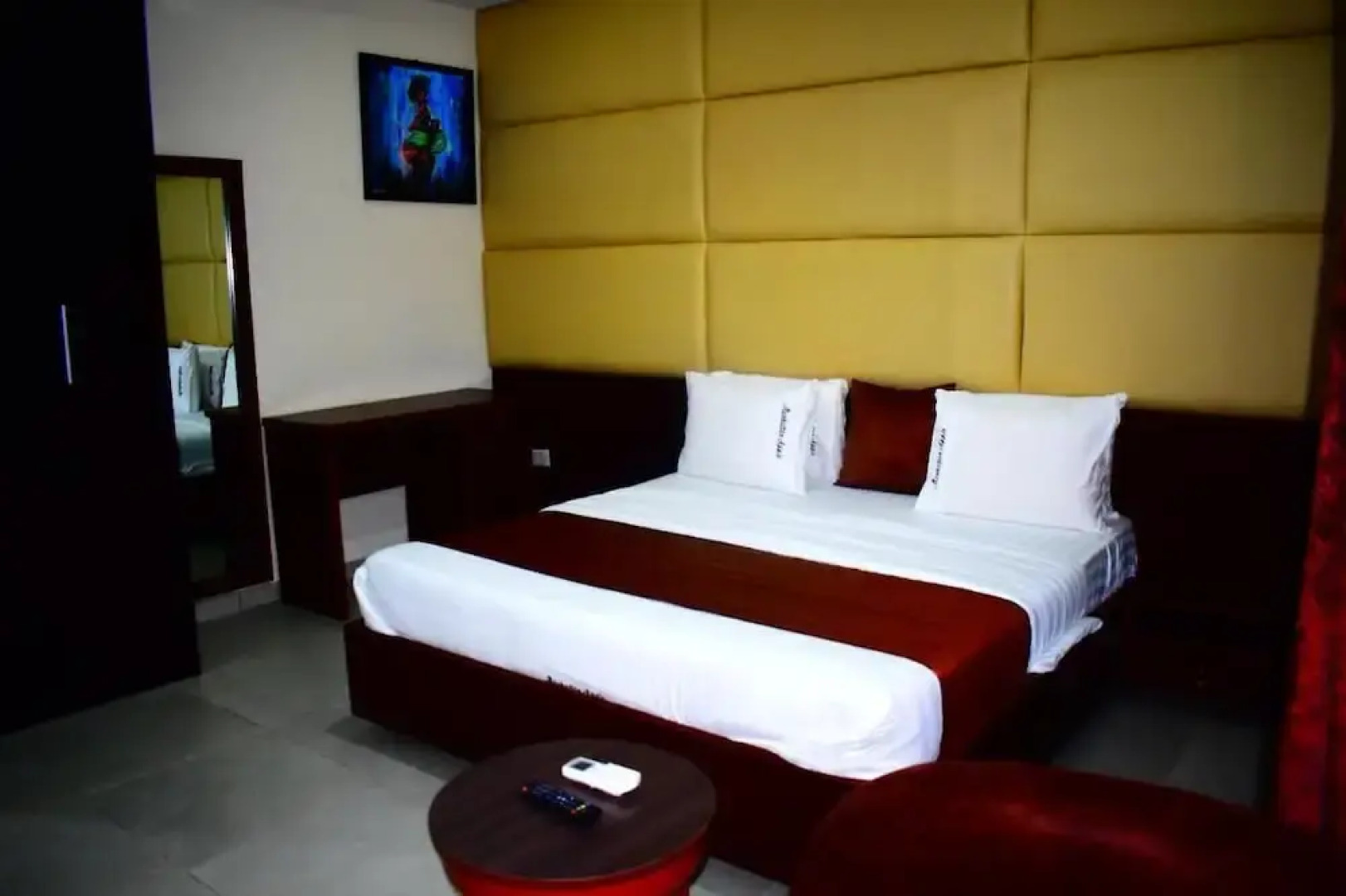 Manhattan Apple Hotel Lekki