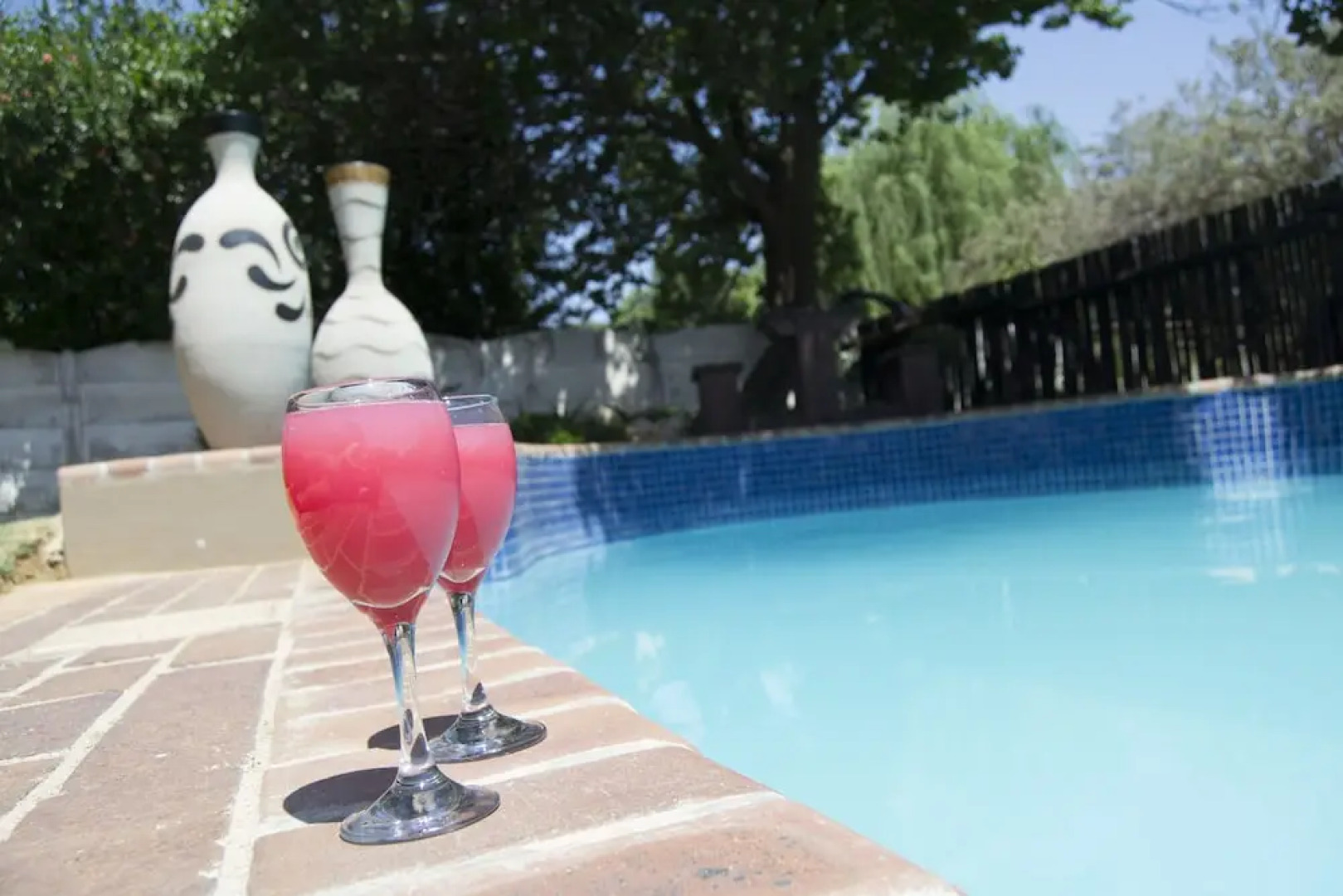 Summer Garden Guest House (Urban Jungle)