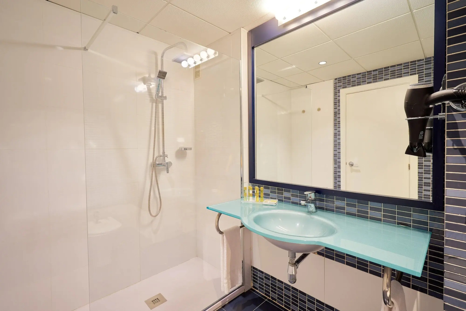 Отель Eurostars Malaga