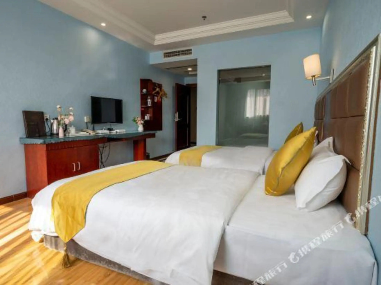 Yiluyue Business Hotel