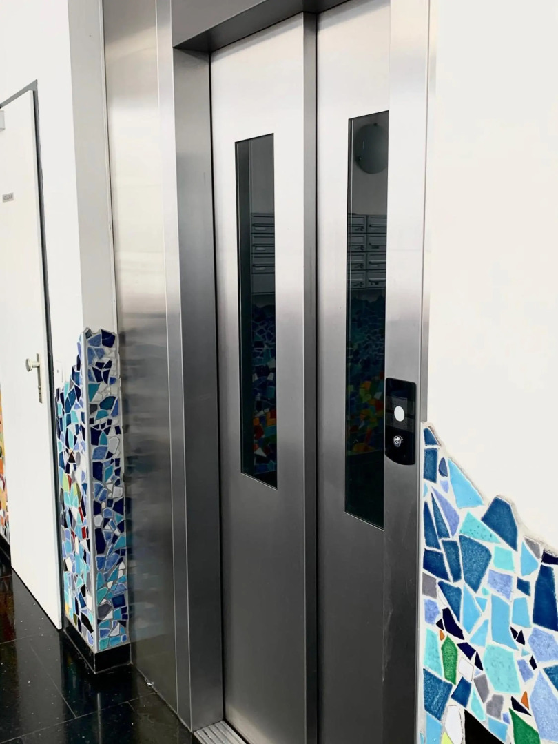 Luxurious city apartment incl garage and terrace