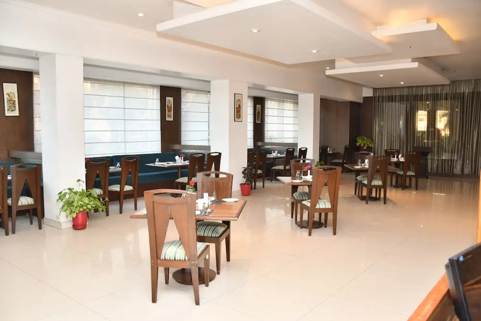 Gianz Hotel