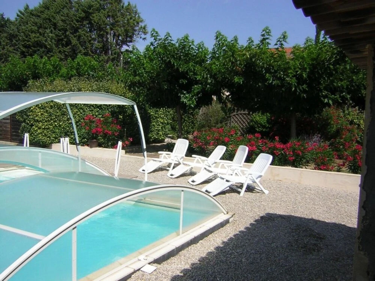 House With 3 Bedrooms in Sarrians, With Wonderful Mountain View, Priva