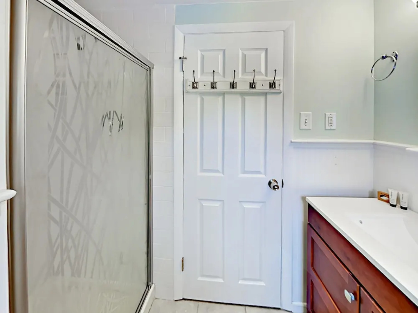 25 Doane Home 3 Bedrooms 2 Bathrooms Home