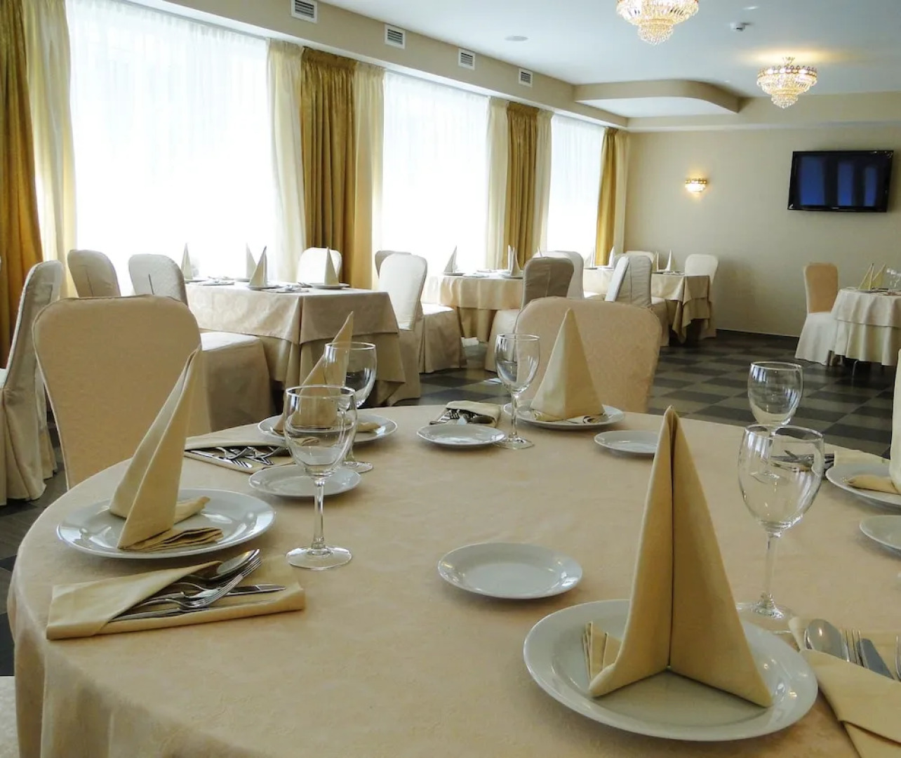 Отель «Бригантина»